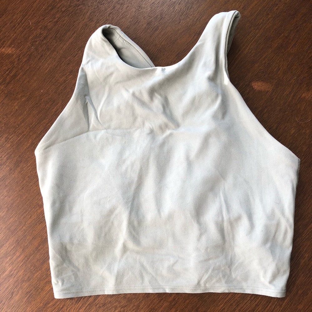 Athleta Conscious Crop